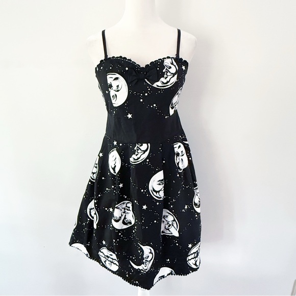 Sourpuss Dresses & Skirts - Sourpuss Moon Stars Novelty Sleeveless Dress Medium Celestial Whimsigoth Goth